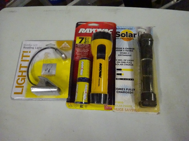 Flashlight lot