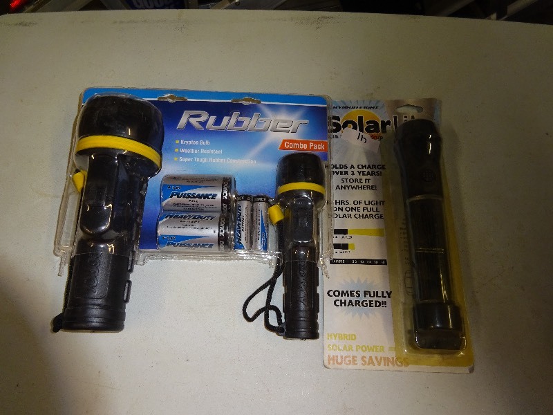 Flashlight lot