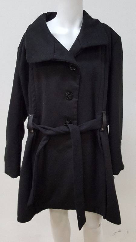 lot 680 image: Steve Madden Womens Drama Coat - Size 3XL
