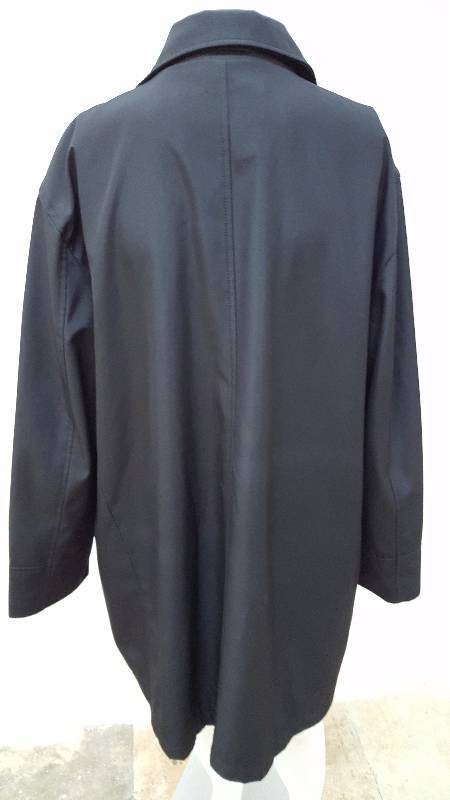 lot 744 image: Merona Polyester Black Jacket Mens Large