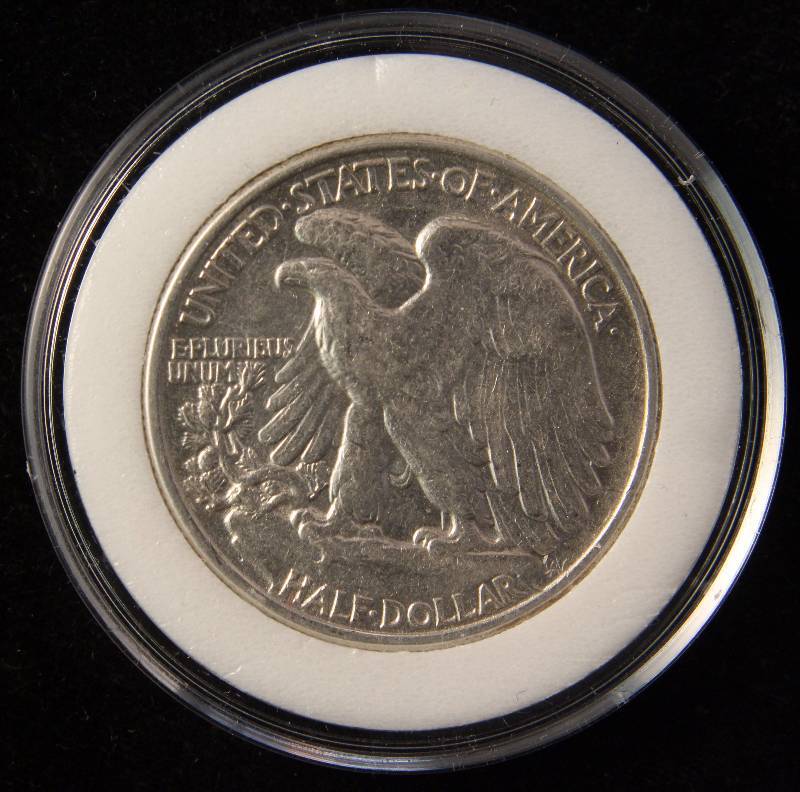 1946 WALKING LIBERTY SILVER HALF DOLLAR IN AIRTITE