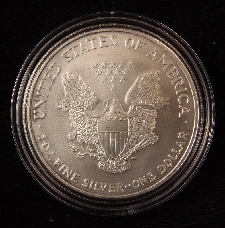1998 AMERICAN SILVER EAGLE 1 TROY OZ. .999 FINE SILVER DOLLAR IN AIRTITE