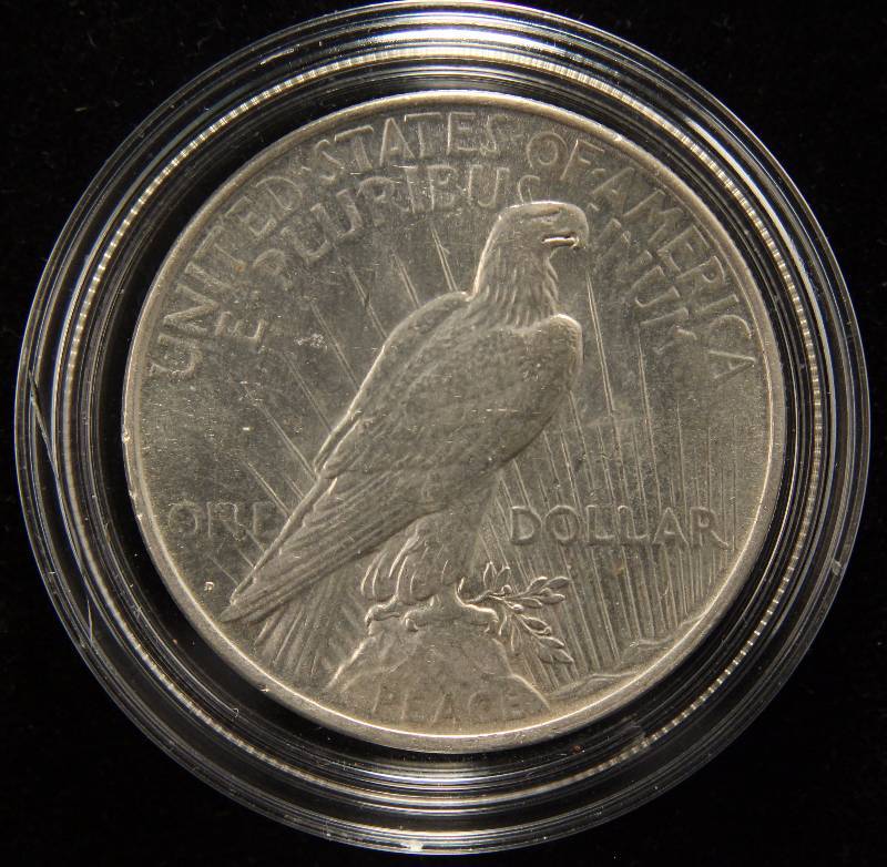1923-D PEACE SILVER DOLLAR UNC IN AIRTITE HOLDER