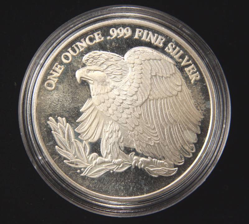 1 TROY OZ. .999 FINE SILVER SAINT GAUDENS STYLE IN AIRTITE