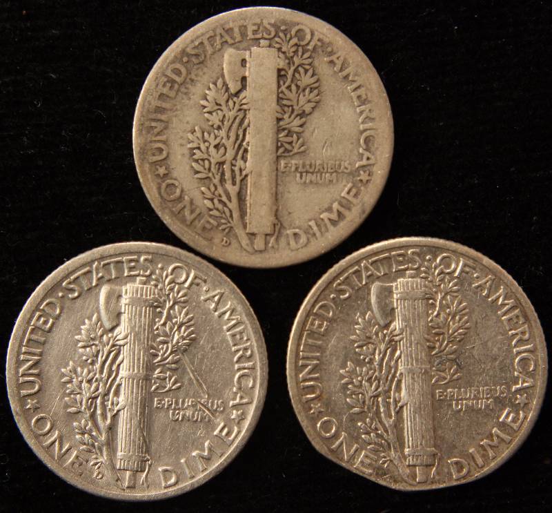 GROUP OF 3 SILVER MERCURY DIMES 1917-D, 1937-D & 1939-P with clip