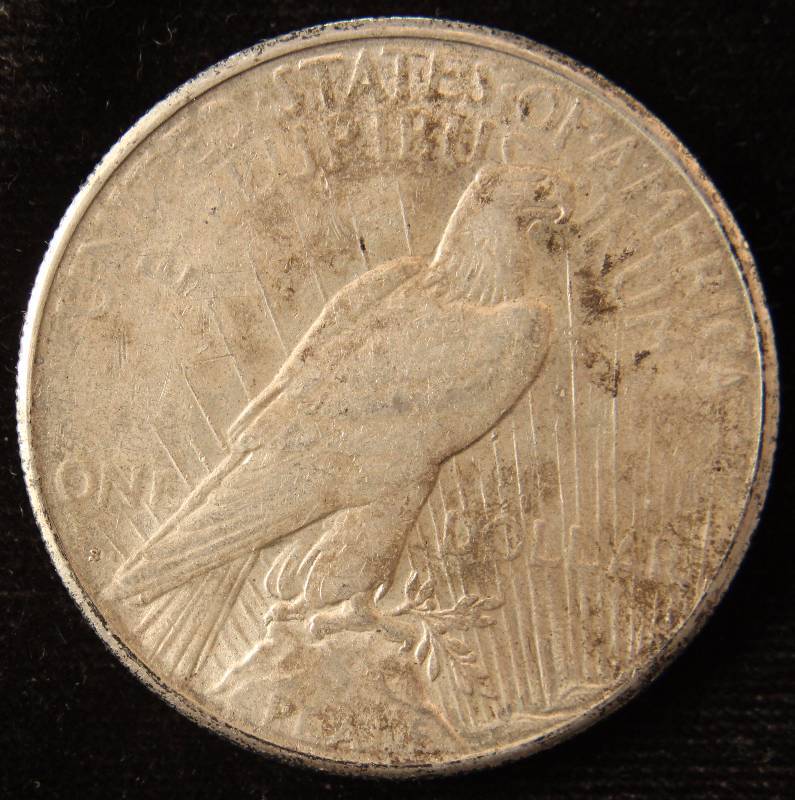 1922-S PEACE SILVER DOLLAR VF