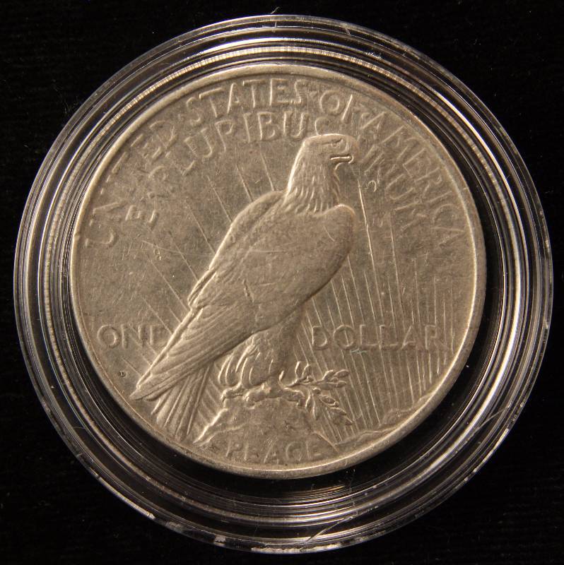 1922-D PEACE SILVER DOLLAR AU IN AIRTITE HOLDER