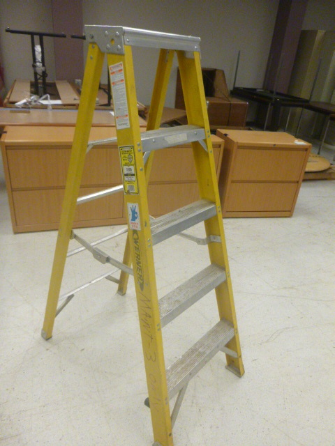 lot 31 image: Werner 5 Foot Step Ladder