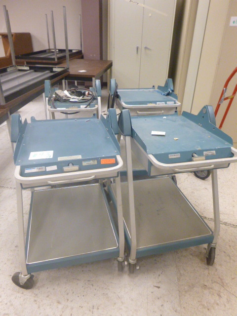 lot 43 image: 4 Rack Instrument Carts