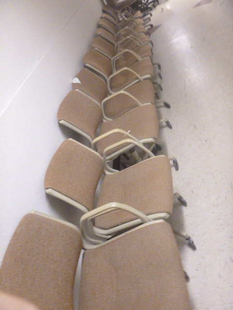 lot 84 image: 10 Office Chairs