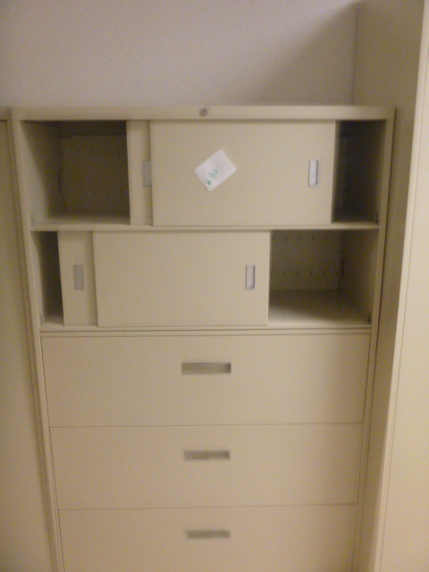 lot 90 image: Metal Office Cabinet