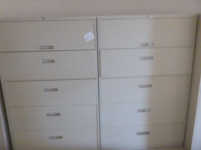 lot 94 image: 2 Metal Lateral File Cabinets