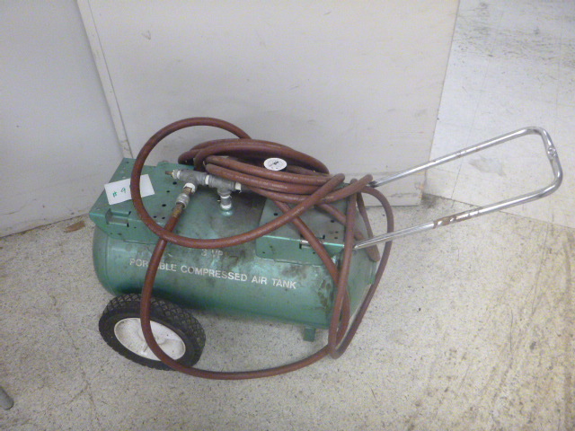 lot 96 image: Portable Air Tank