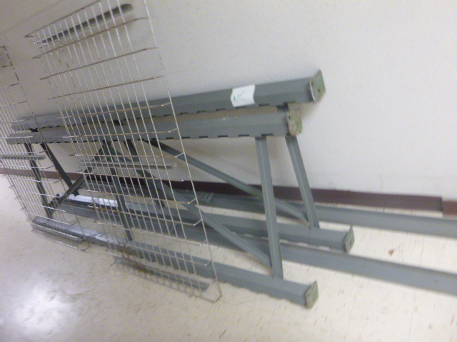 lot 115 image: Pallet Racking