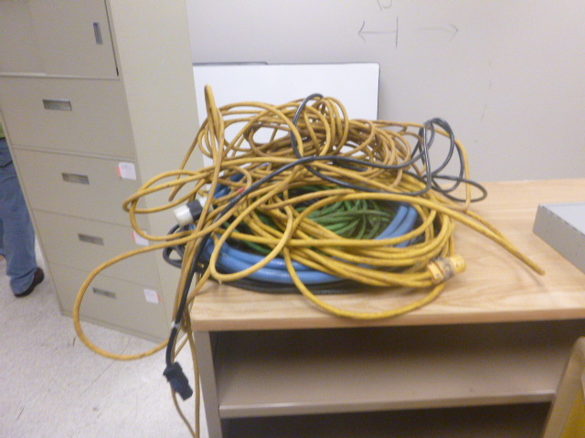 lot 128 image: 7 Extension Cords