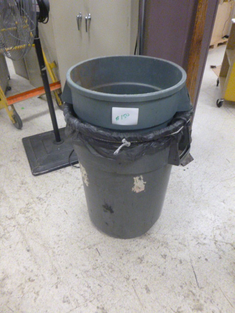 lot 150 image: 2 Garbage Cans