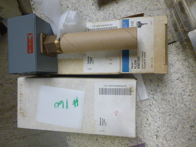 lot 160 image: 2 NEW Johnson Flow Switches