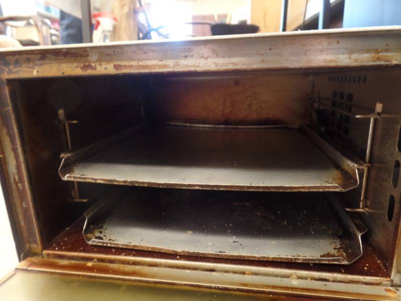 lot 510 image: CONVECTION OVEN