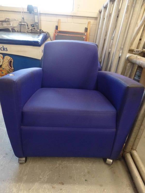 lot 516 image: LOUNGE CHAIRS