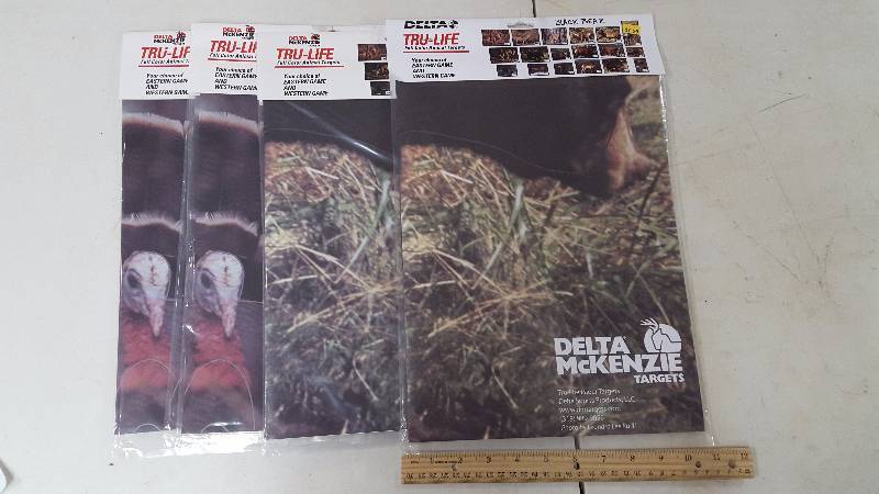 lot 59 image: Delta McKenzie Tru-Life Targets