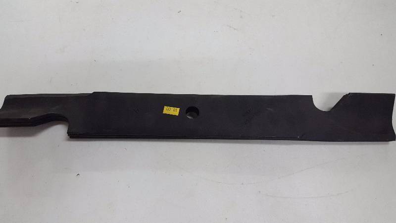 lot 116 image: Toro Lawn Boy Blades