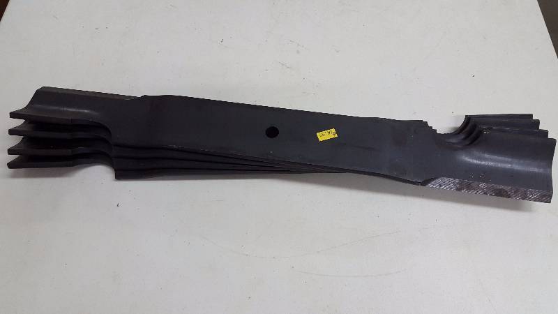 lot 117 image: Grass Hopper Mower Blades
