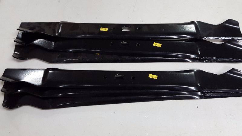 lot 133 image: Mower Blades