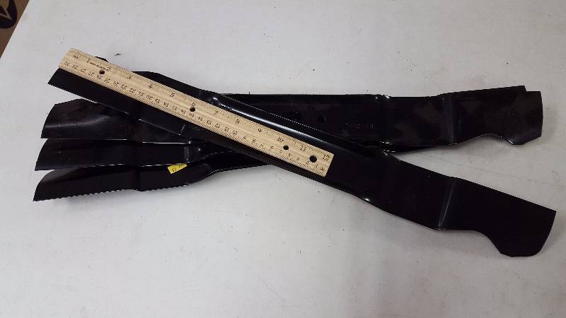 lot 143 image: Mower Blades