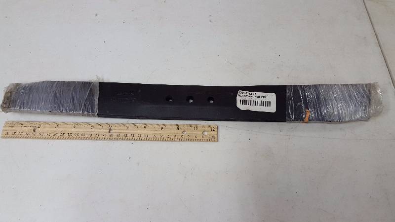 lot 151 image: Toro Mower Blades
