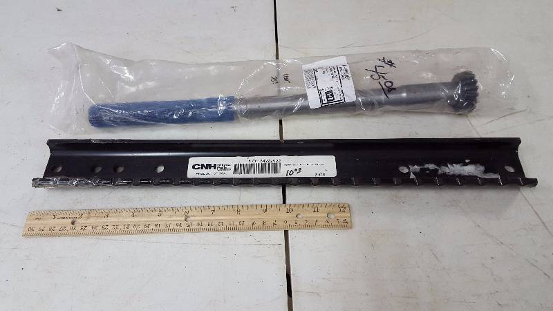 lot 184 image: International Harvester Shaft