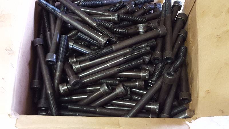 lot 357 image: Case Socket Shoulder Bolts