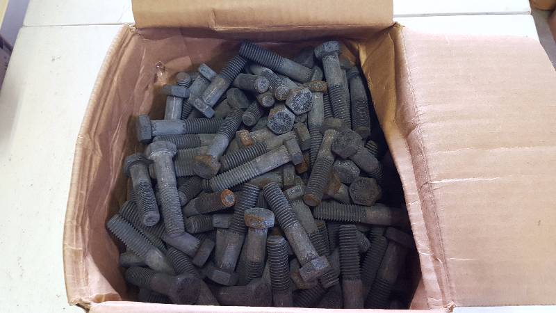 lot 364 image: Black Oxide Bolts