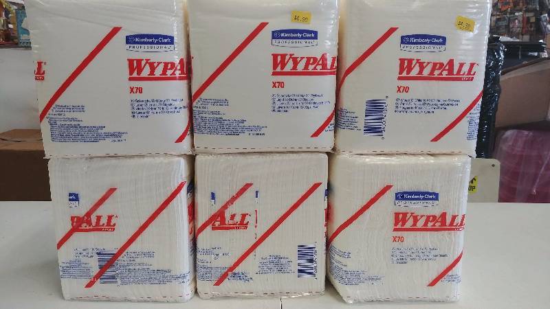 lot 214 image: (6) Kimberly Clark WypAll X70 Wipers