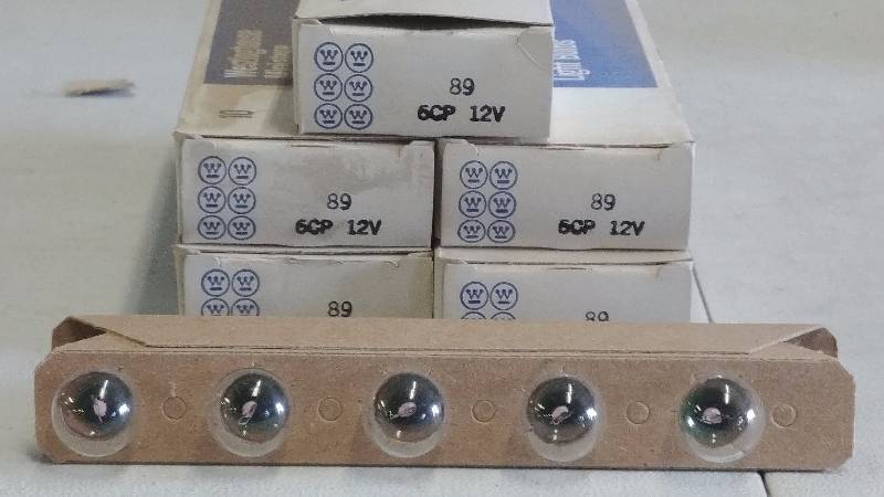 lot 249 image: (5) Boxes of 10 Westinghouse 89 Bulbs