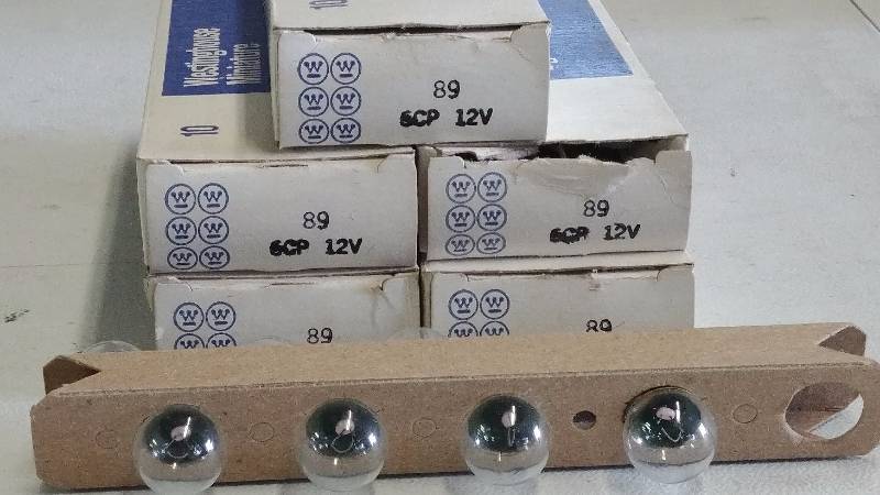 lot 251 image: (5) Boxes of 10 Westinghouse 89 Bulbs