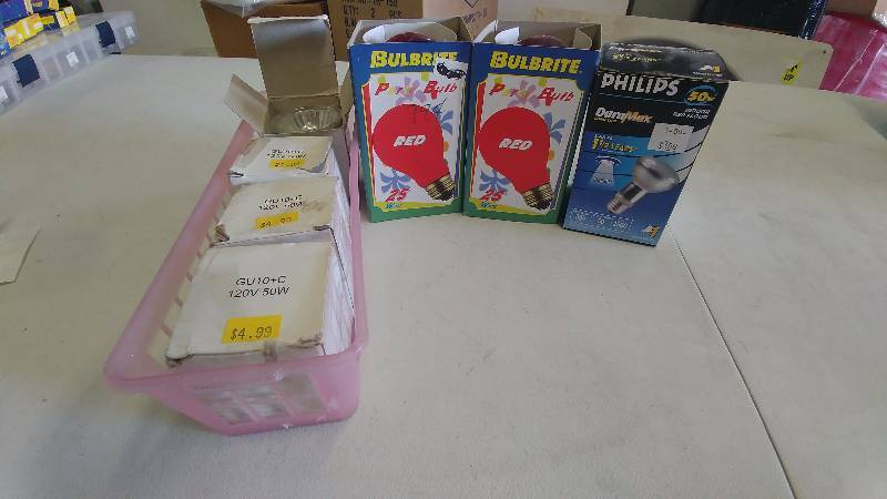 lot 253 image: GU10C 120V 50W Bulbs  Party Bulbs  50w Flood Bulb