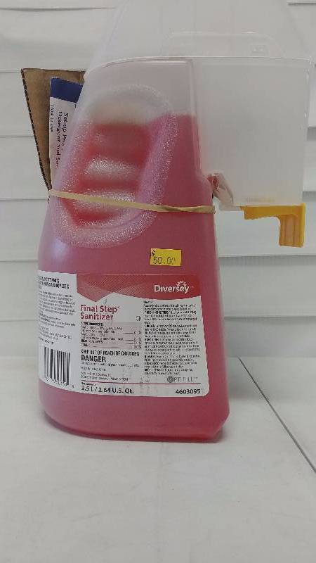 lot 319 image: Diversey Suma 4603095 Suma Final Step Sanitizer, Optifill Dispenser, 2.6 qt. Bottle