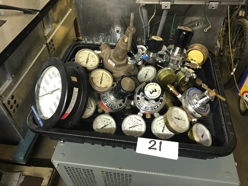 LOT OF REGULATORS