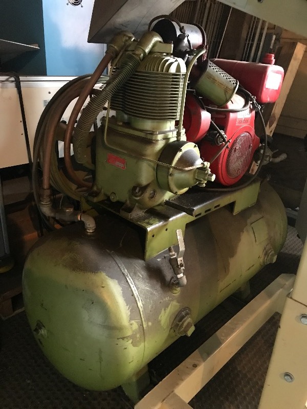 GAS POWERED COMPRESSOR