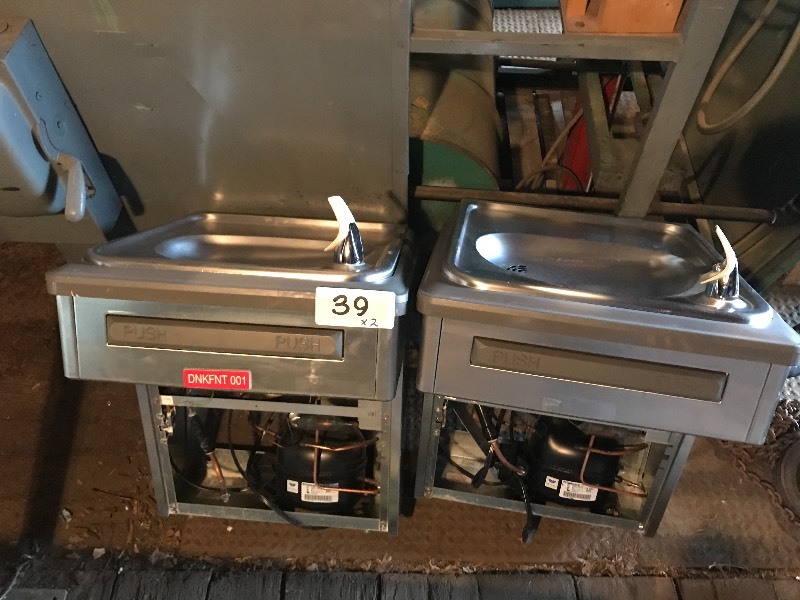 2 DRINKING FOUNTAINS