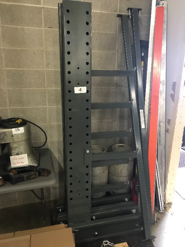 LOT OF CANTILEVER RACKING