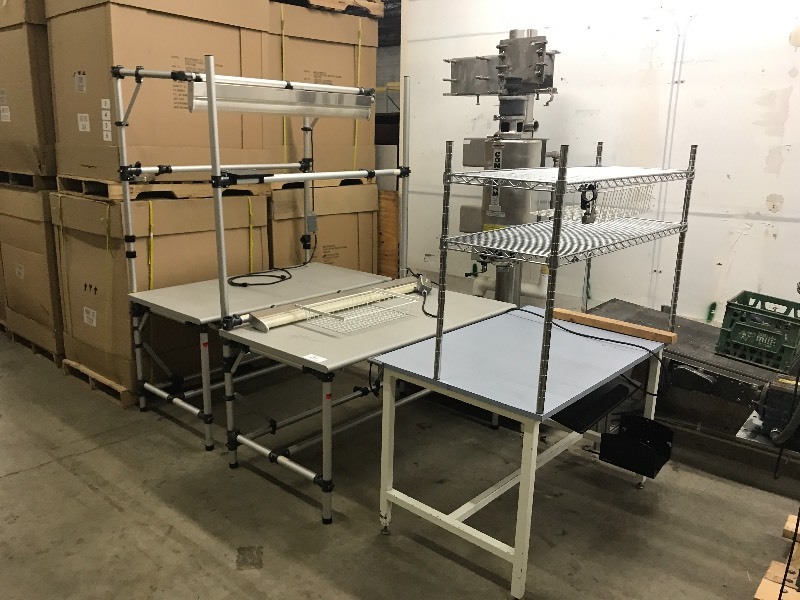 3 WORK BENCHES