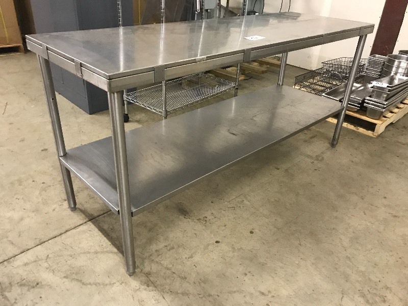 STAINLESS TABLE