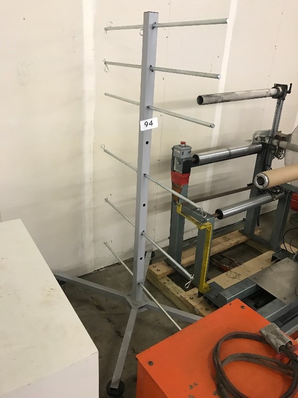 CART  RACK ON WHEELS