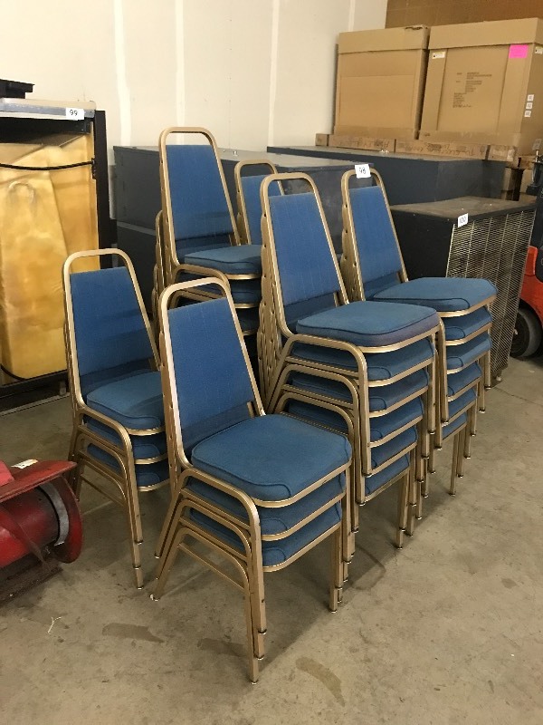 LOT OF STACKING CHAIRS