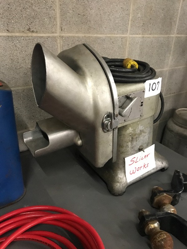 COMMERCIAL FOOD SLICER