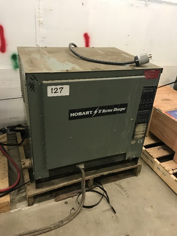 FORKLIFT BATTERY CHARGER