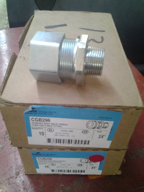 lot 14 image: 22-34 Straight Body Male Thread Cord & Cable Fittings