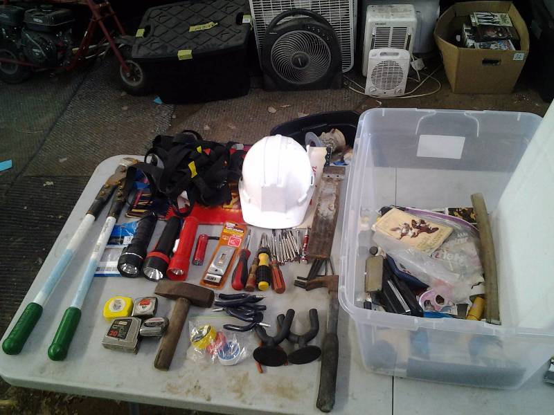 lot 39 image: Greenlee Cable Cutter, Hammers, Screw Drivers, Flashlights, Tape Measures & More