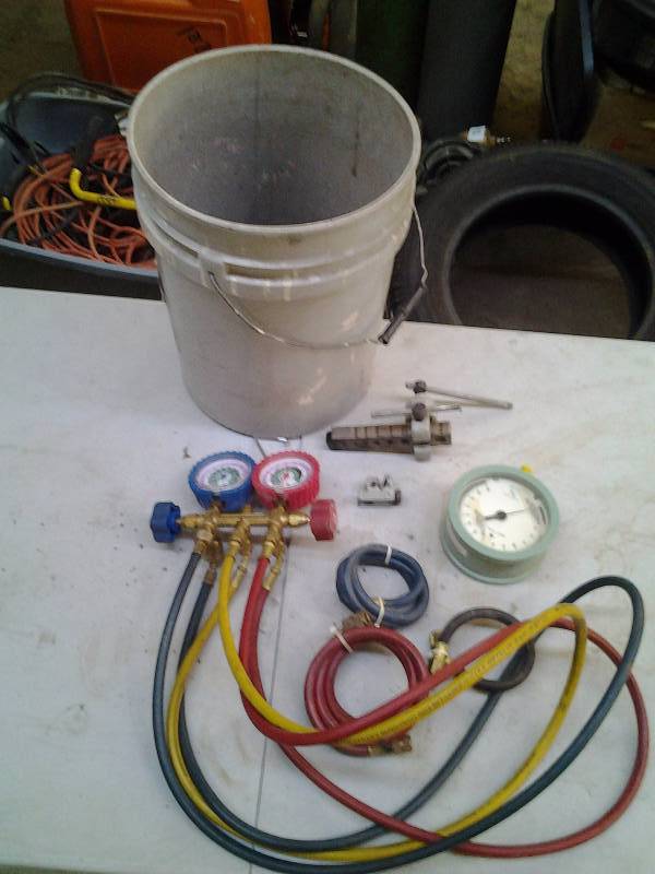 lot 56 image: Freon Gauges